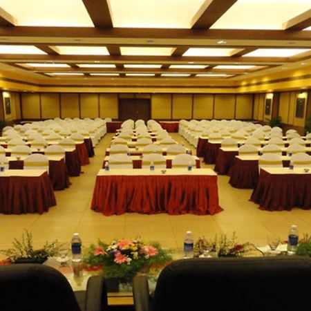 The Grand Regent Hotel Coimbatore Bagian luar foto