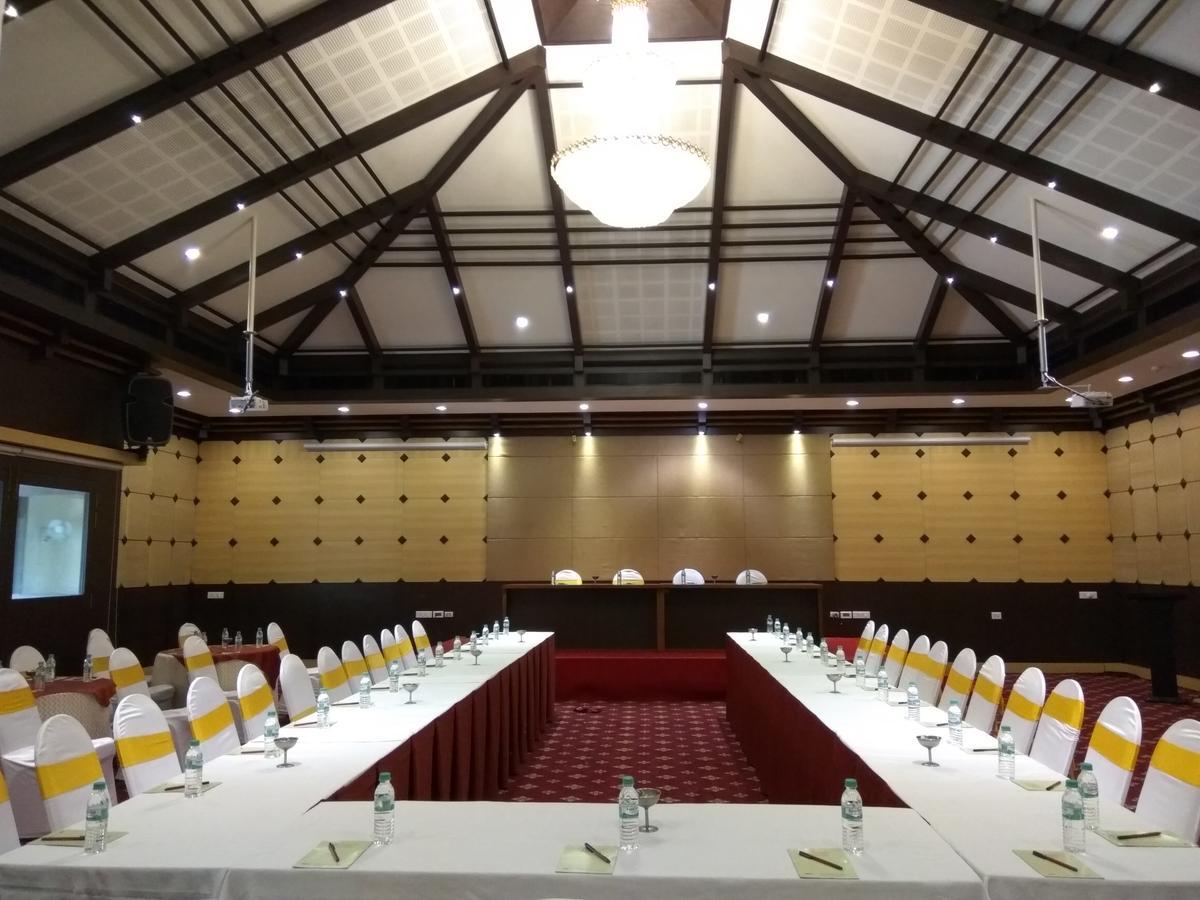 The Grand Regent Hotel Coimbatore Bagian luar foto