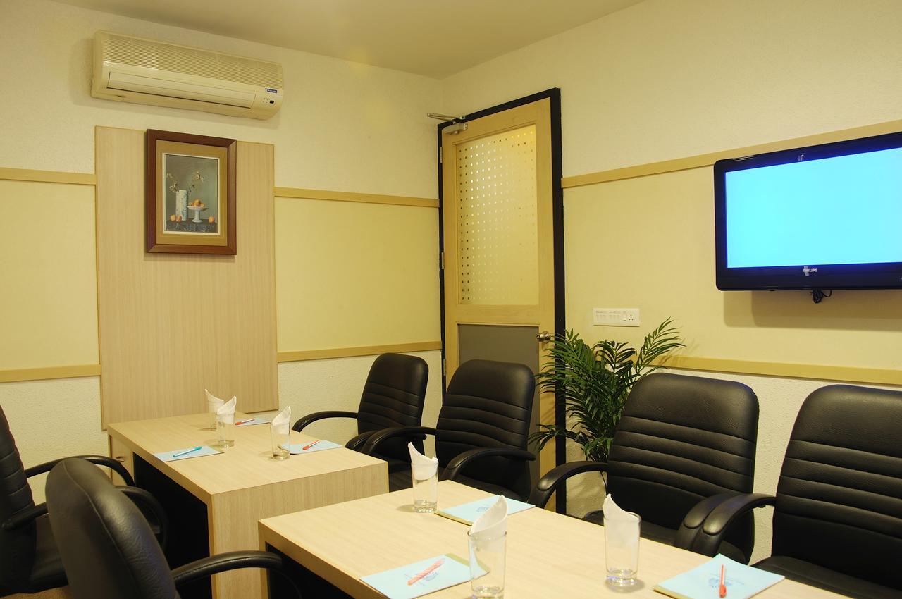 The Grand Regent Hotel Coimbatore Bagian luar foto
