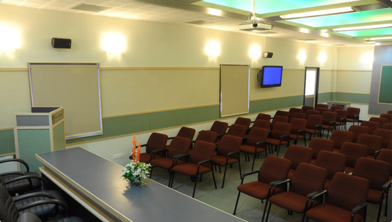The Grand Regent Hotel Coimbatore Bagian luar foto
