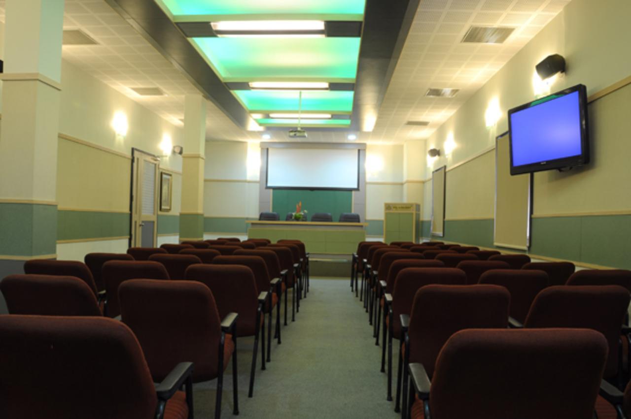 The Grand Regent Hotel Coimbatore Bagian luar foto